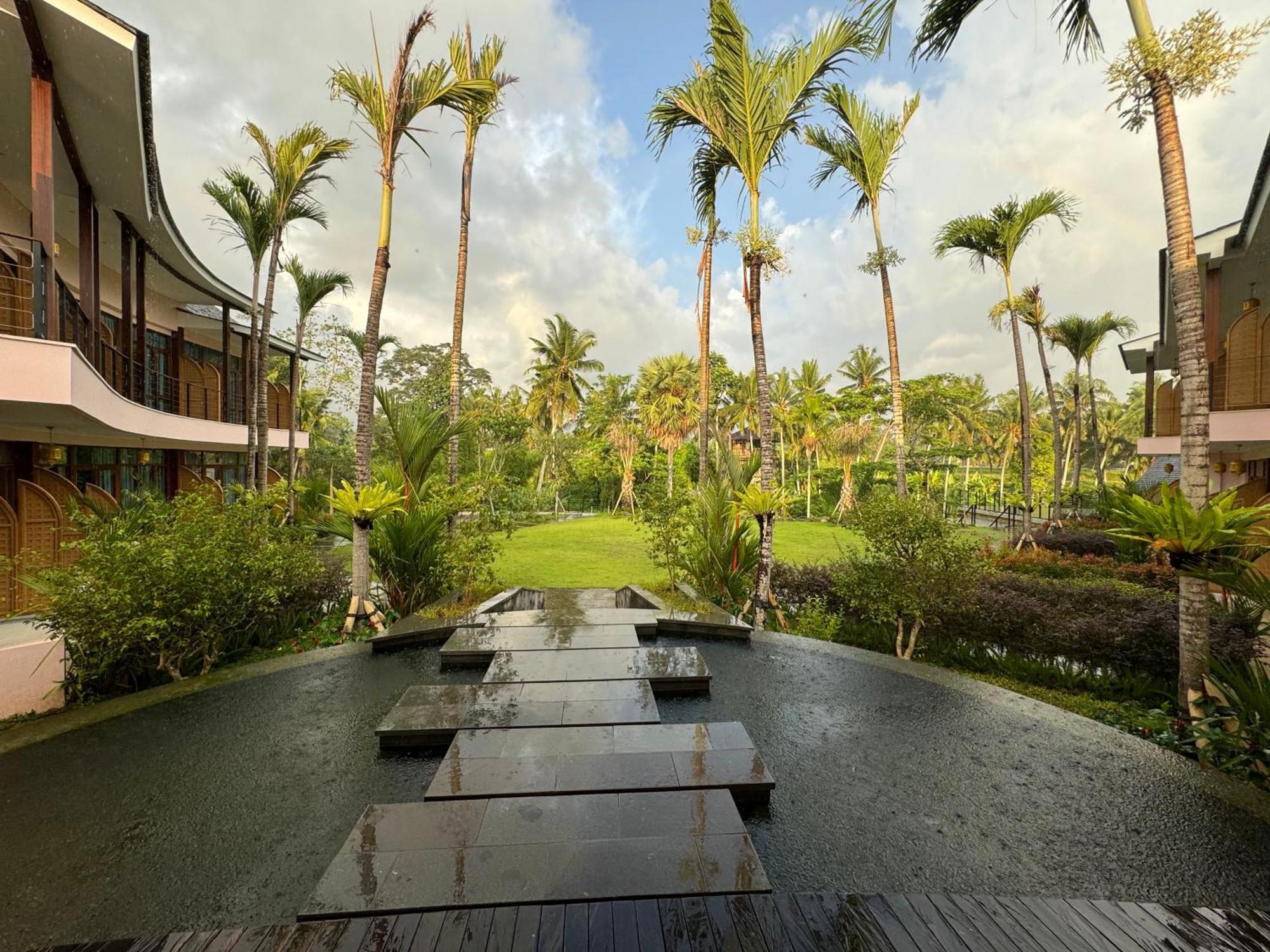 Rudra Sahashrara Bali - Ayurvedic - Health And Wellness Resort อูบุด ภายนอก รูปภาพ