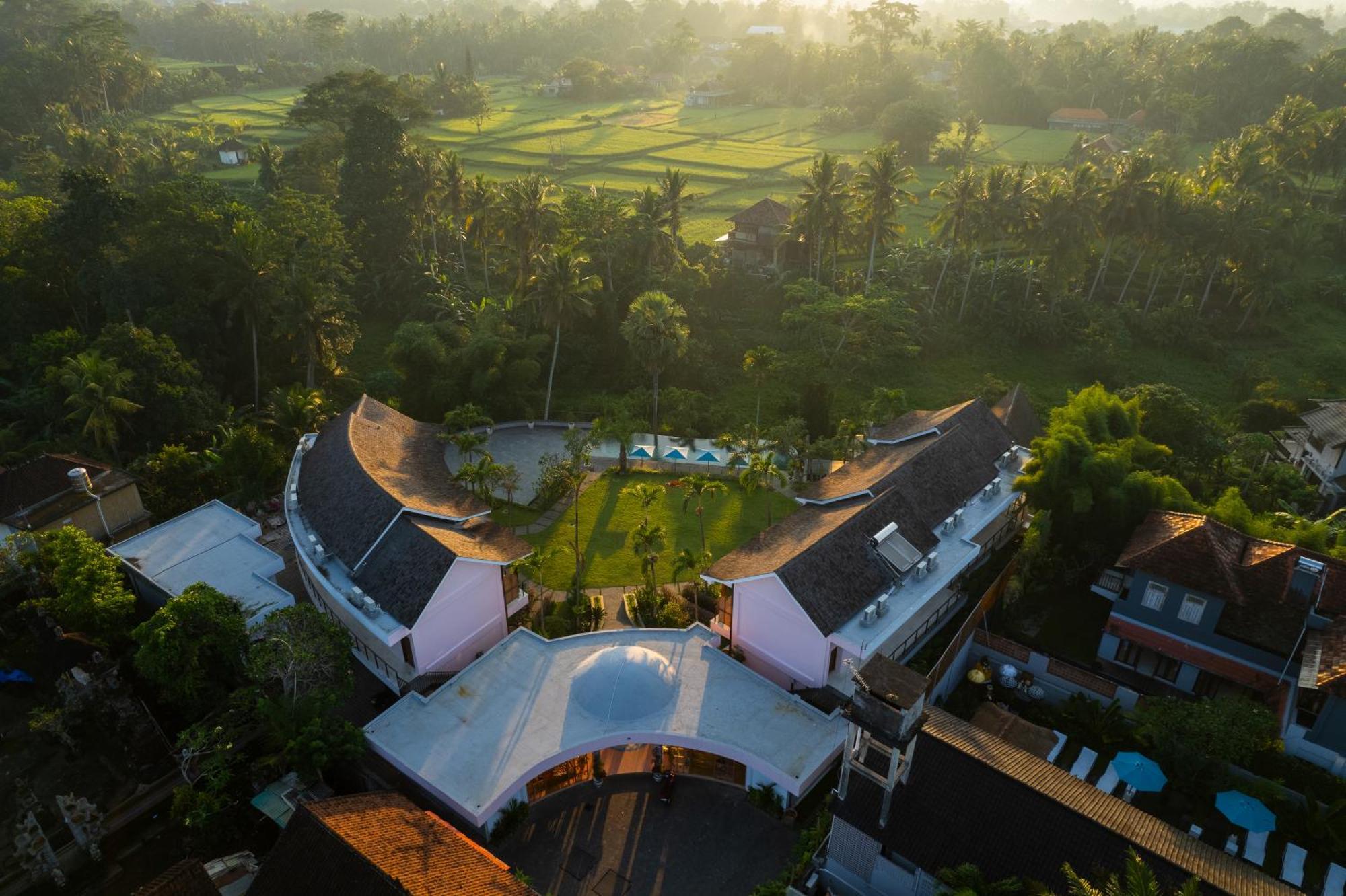 Rudra Sahashrara Bali - Ayurvedic - Health And Wellness Resort อูบุด ภายนอก รูปภาพ